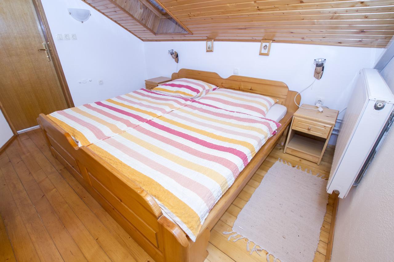 Villa Tourist Farm Pri Martinovih Krška Vas Esterno foto